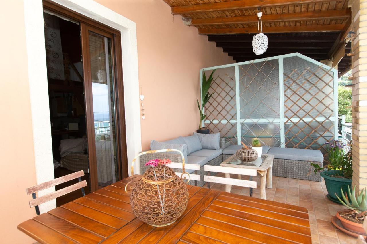 Seaview Stone Apartment In Ipsos Beach Luaran gambar