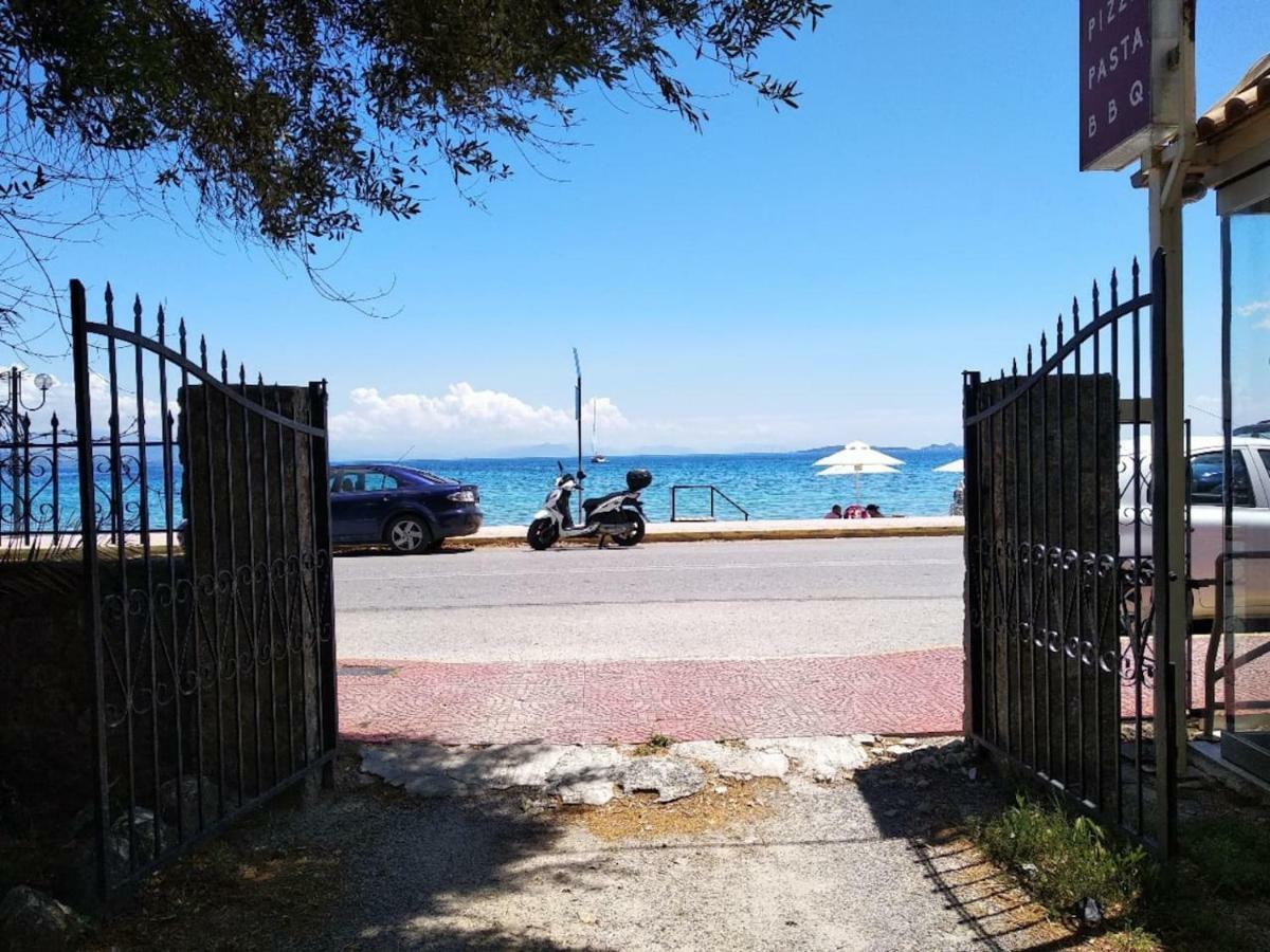 Seaview Stone Apartment In Ipsos Beach Luaran gambar